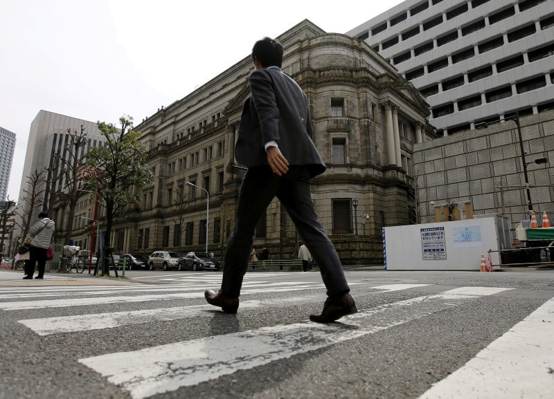 BOJ makes contingency plans for Brexit, sees dollar squeeze, yen spike as
