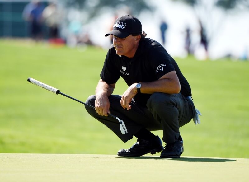Mickelson’s grand slam hopes recede with Open missed cut
