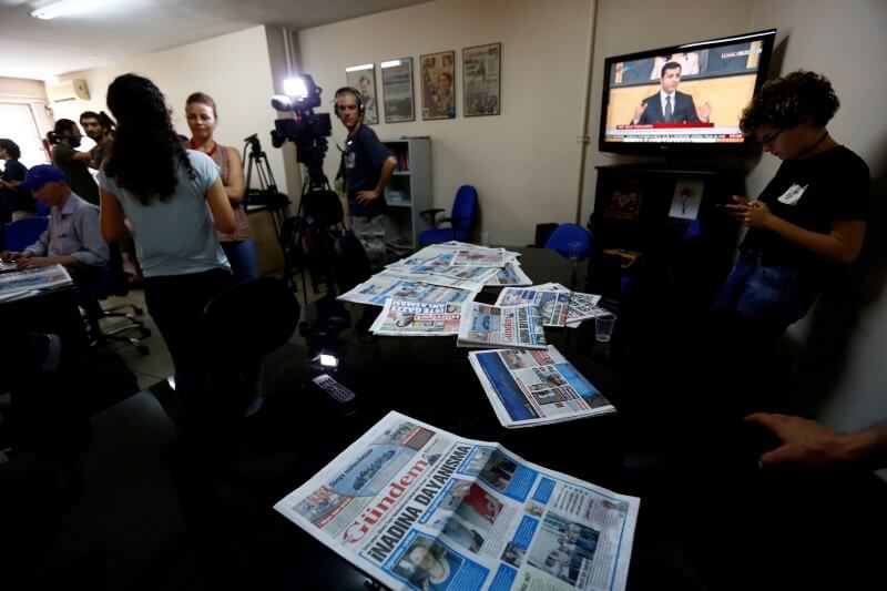 Turkey arrests three prominent press-freedom campaigners