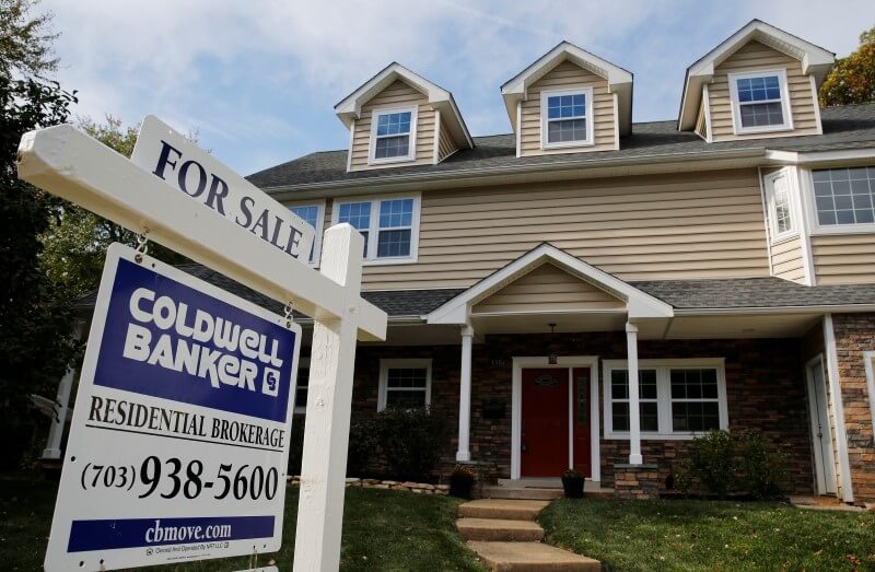 Low mortgage rates boost U.S. home sales to nine-year high