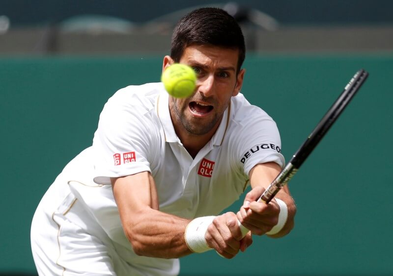 Djokovic makes solid start to Wimbledon title defense