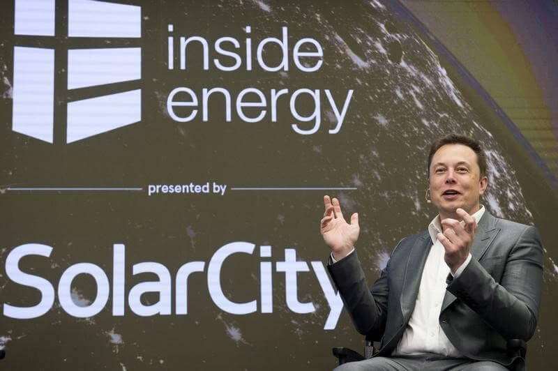 Two SolarCity board members will consider Tesla deal