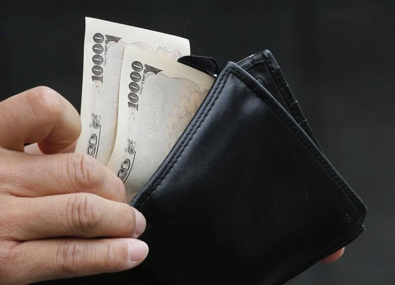 Japan Abe adviser: won’t rule out solo yen intervention