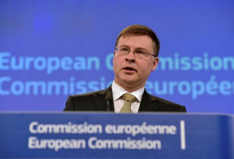 No market access without budget contributions, Dombrovskis tells UK