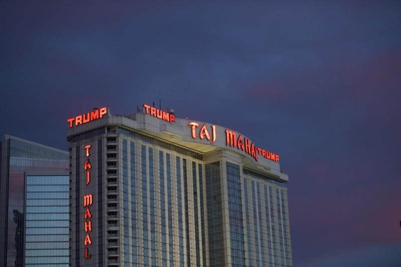 Atlantic City workers at Icahn-operated casino go on strike