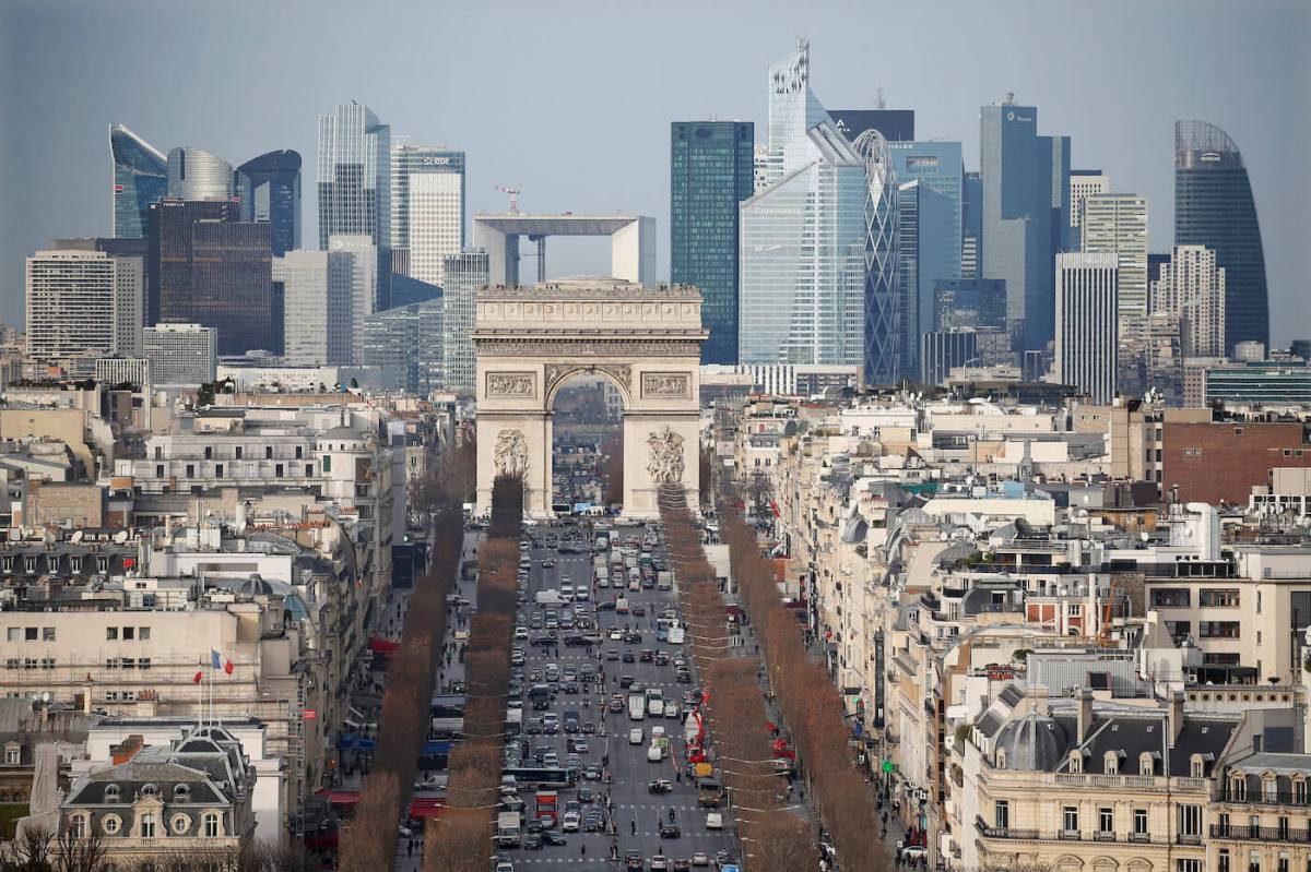 France lures London bankers with extra expat tax break