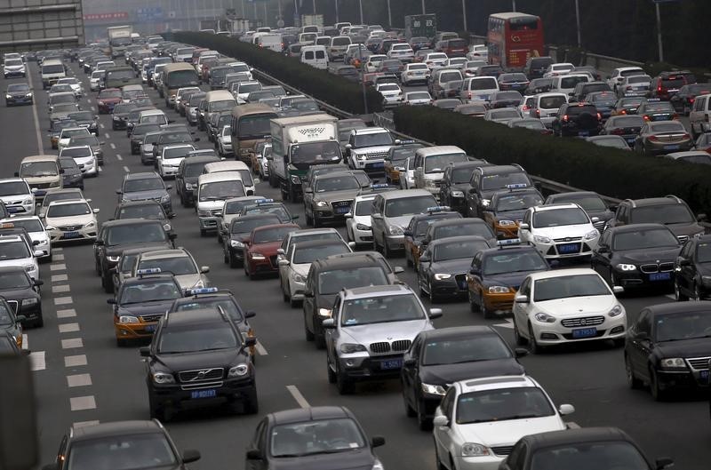 China autos rebound takes hold with strong first-half sales