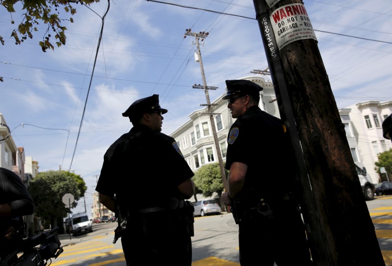 San Francisco police search blacks, Hispanics more than whites: panel
