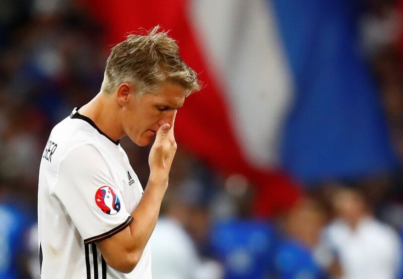 Germany’s Schweinsteiger retires from international football