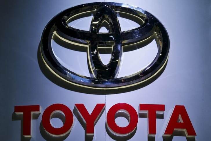 Toyota braces for impact of stronger yen, cuts profit forecast