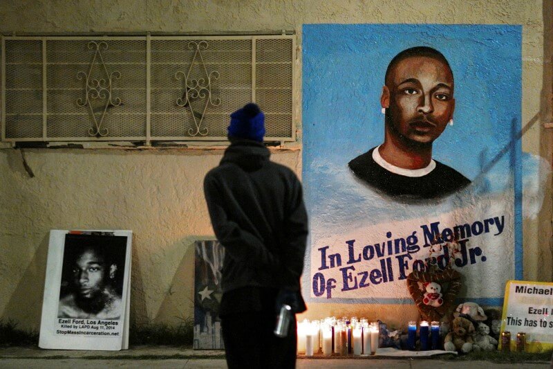 L.A. policemen who shot unarmed black man sue city for discrimination