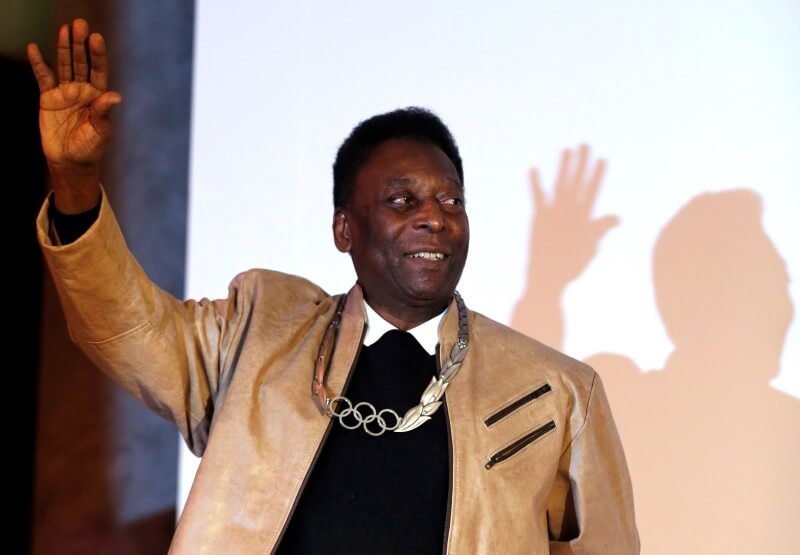 Pele will not light Olympic cauldron due to muscle pain: spokesman
