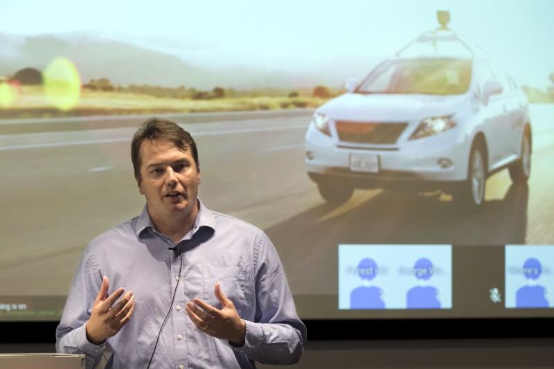 Google executive quits self-driving car project