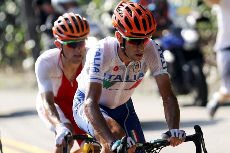 Cycling: Italian Nibali breaks collarbones in crash