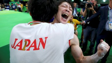 Gymnastics: All-around good guy Uchimura seals repeat win
