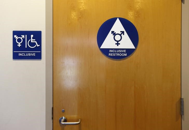 Texas, other states ask judge to halt Obama transgender policy