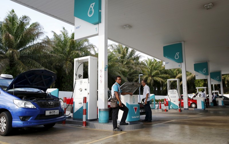 Malaysia’s Petronas sees gloomy industry outlook as second quarter profit