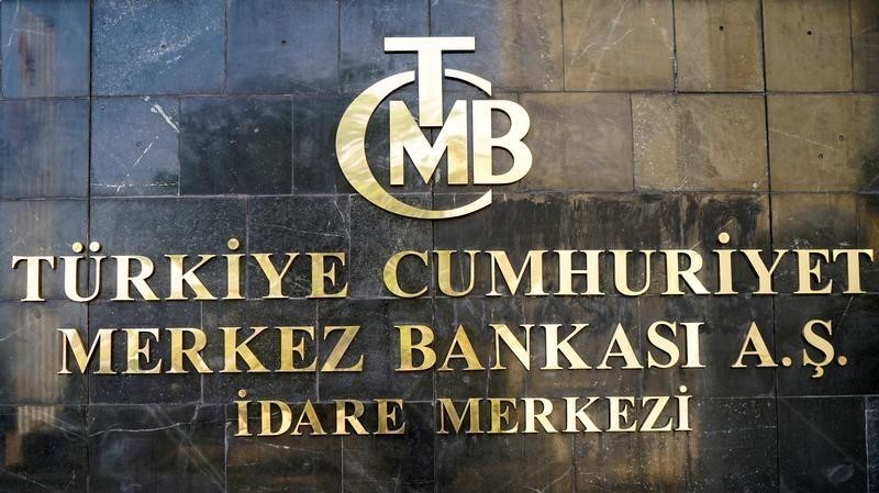 Turkey cuts rates again despite ratings worries