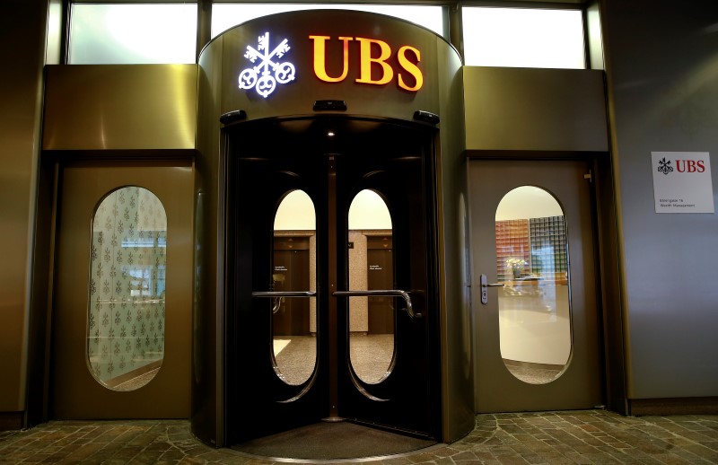 UBS leads team of banks working on blockchain settlement system