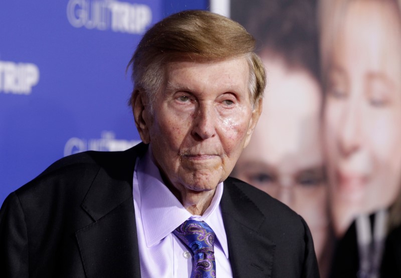 Judge in Redstone hearing urges attorneys to reach agreements