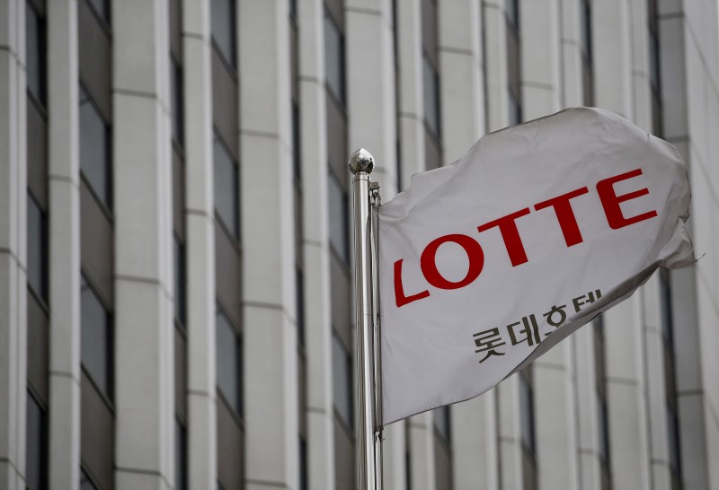 Loyal to a fault: Lotte probe exposes flaws of Korea Inc