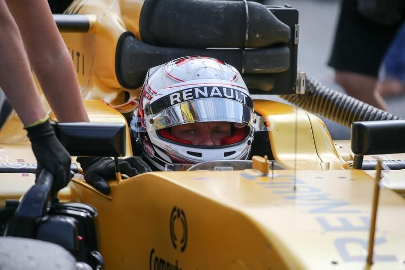 Magnussen cleared to race after Spa crash