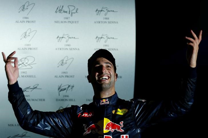 No regrets for Ricciardo as tire strategy just fails