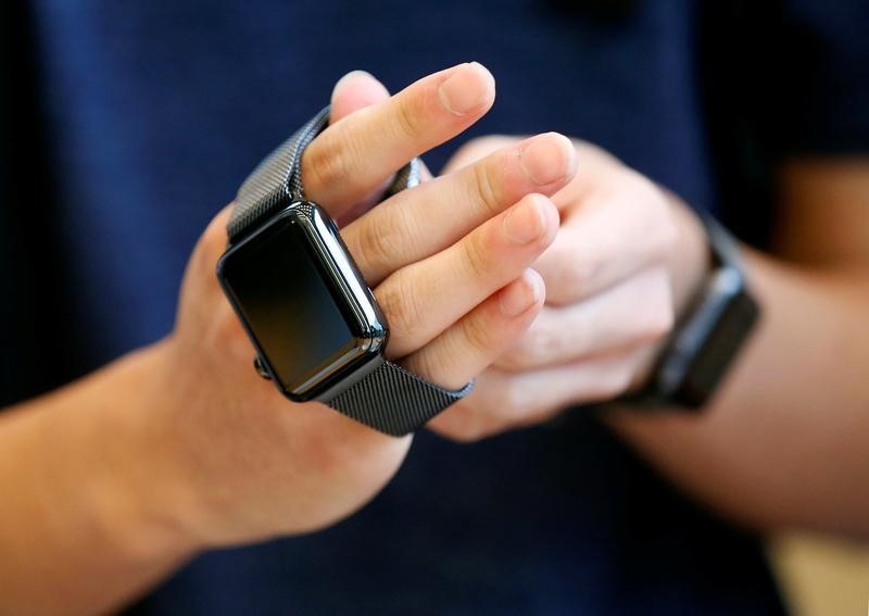 Aetna to offer Apple Watch at a discount to certain customers