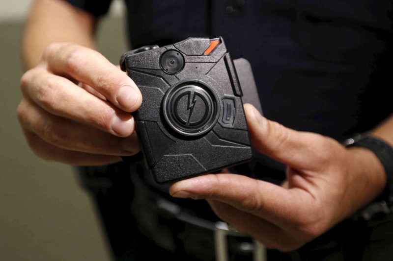 California shooting shows slow adoption of police body cameras