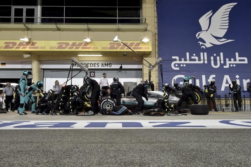 F1 teams divided over Bahrain testing