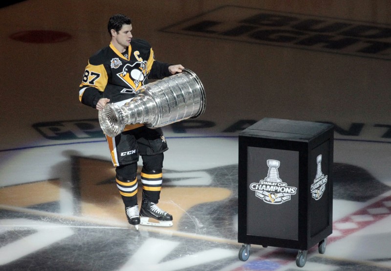 Penguins captain Crosby makes season debut