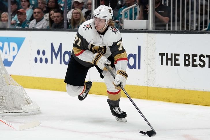 Report: Vegas to sign C Karlsson to 8-year deal