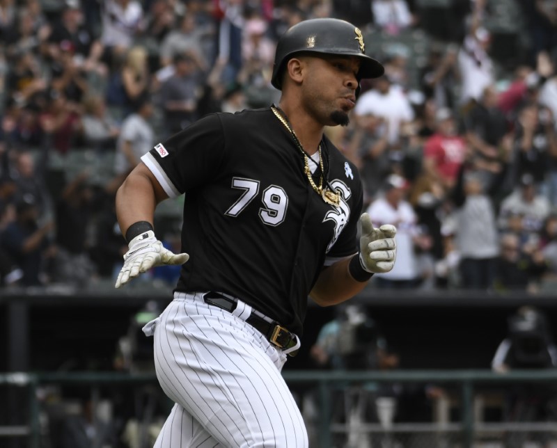 Abreu, White Sox rally past Red Sox in ninth