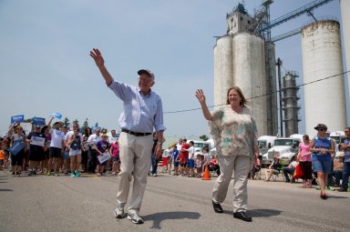 Ethanol vs. environment: Democratic hopefuls campaign on clashing agendas