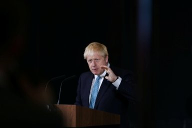 UK PM Johnson’s no-deal Brexit gamble hammers sterling