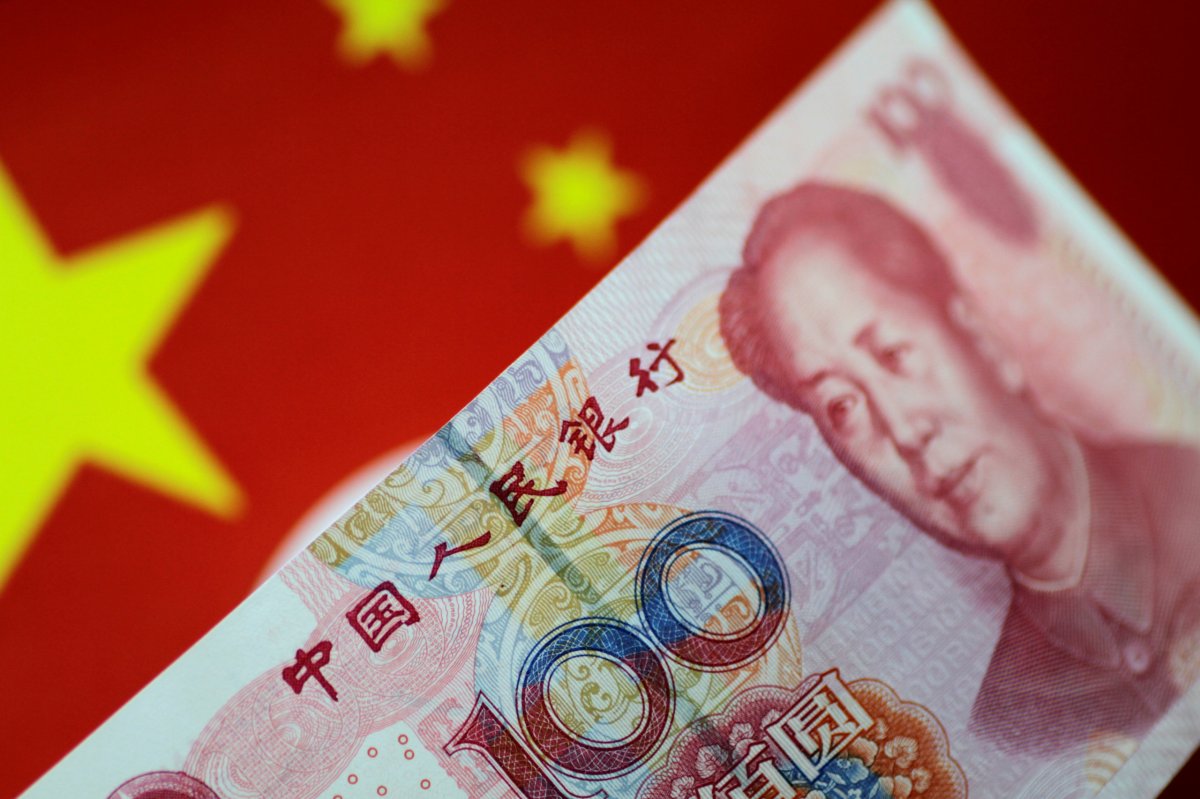 Above 7 per dollar – a new reality for yuan on trade war jitters: Reuters poll
