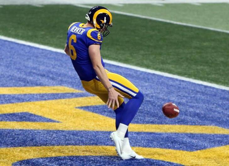 Rams sign P Hekker to extension