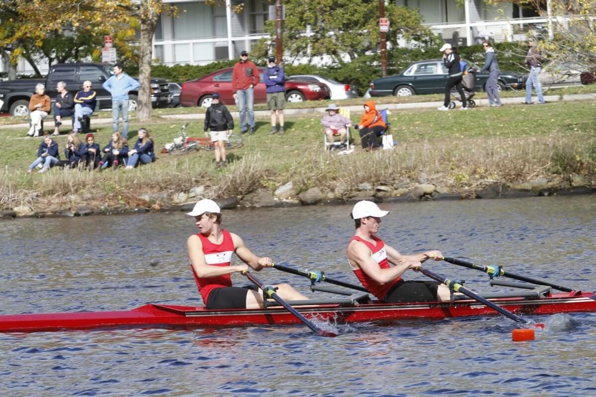 Heads up commuters and travelers headed to the Head of the Charles Regatta: