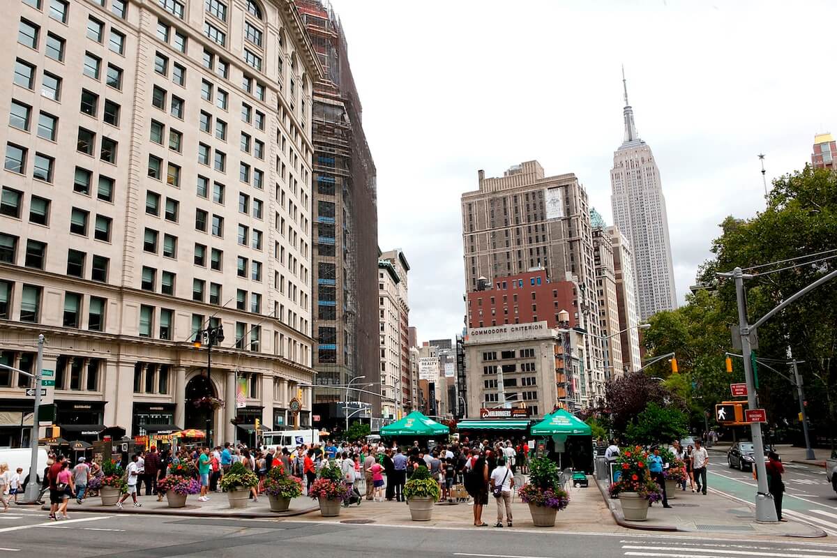 Try Chinese ice cream from a food truck in Flatiron