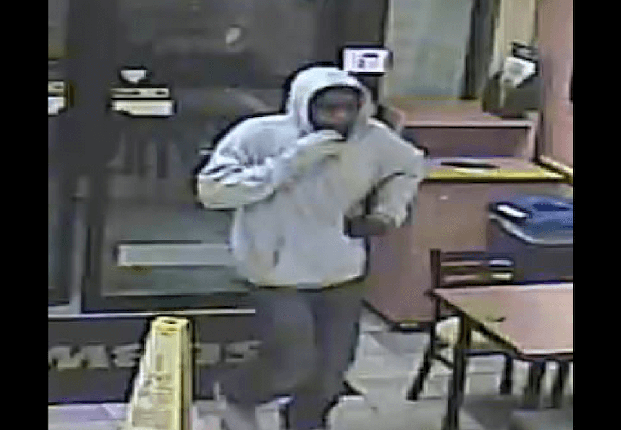 Serial Queens restaurant robber strikes again
