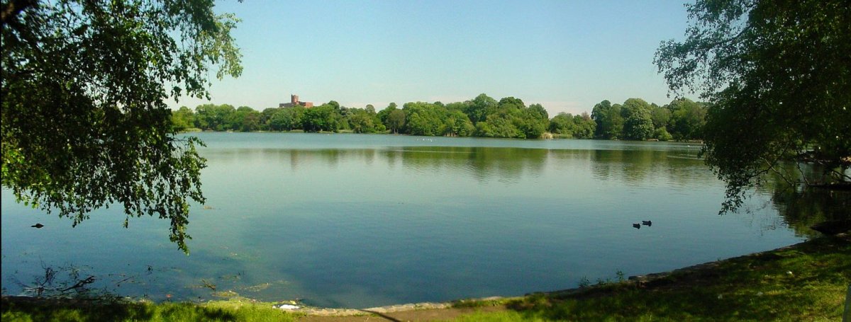 Dead man, 19, found floating in Prospect Park Lake