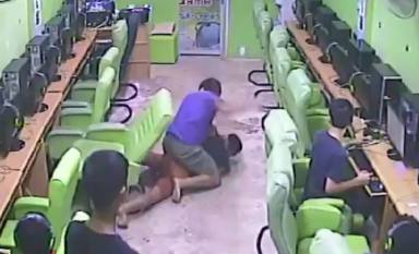 VIDEO: Fight breaks out at Internet cafe over ‘Call of Duty’ game