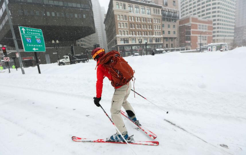 Boston blizzard update: MBTA back running; Snowfall breaks record in