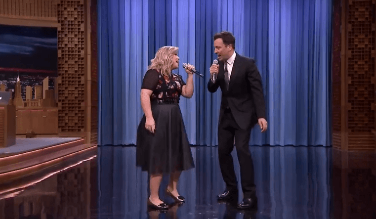 Video: Kelly Clarkson and Jimmy Fallon perform every duet ever