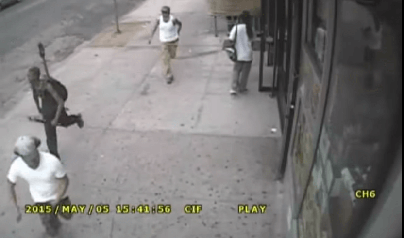 Police searching for suspects in Bronx stabbing and mugging