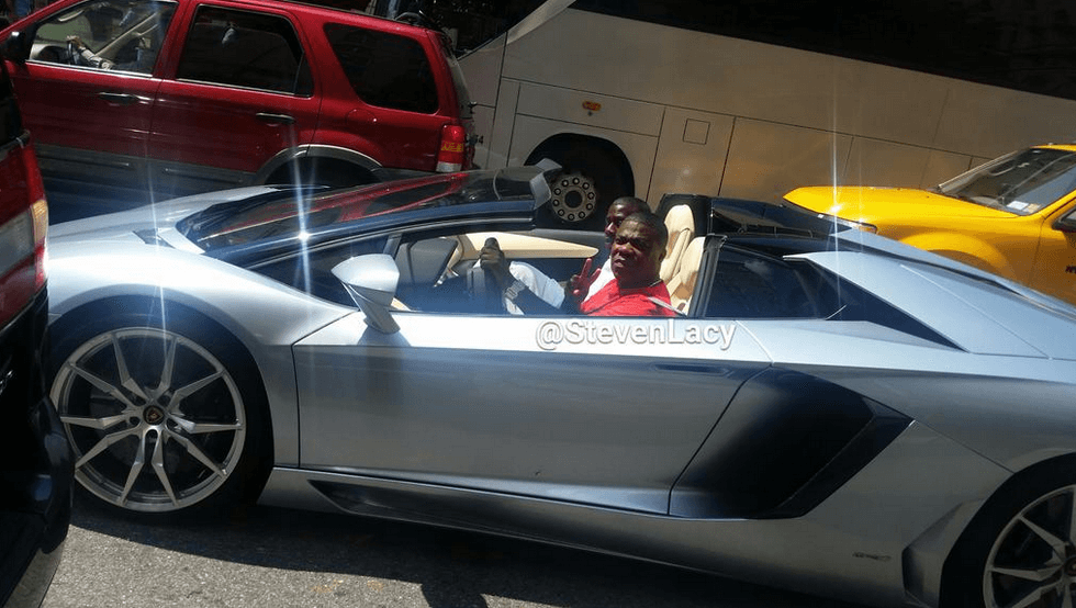 PHOTO: Tracy Morgan spotted driving Lamborghini in NYC