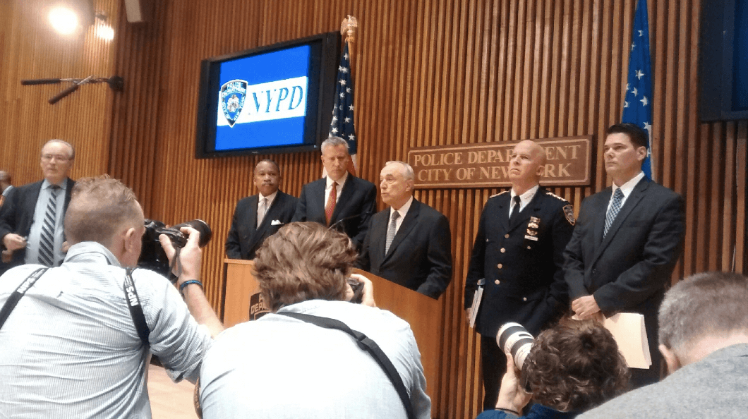 De Blasio on NYPD cop slaying: Shooter was ‘hardened, violent criminal’