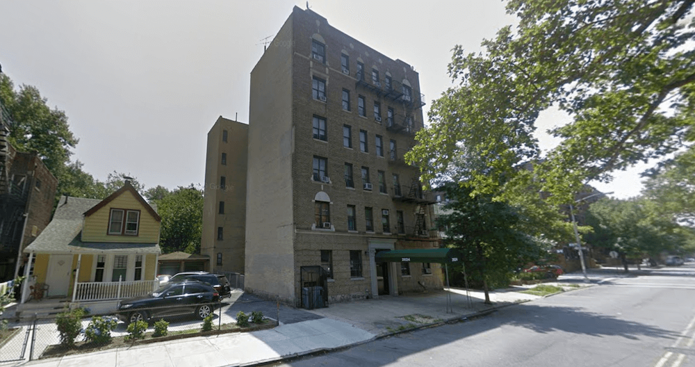 Elderly man killed during Bronx elevator fight: NYPD