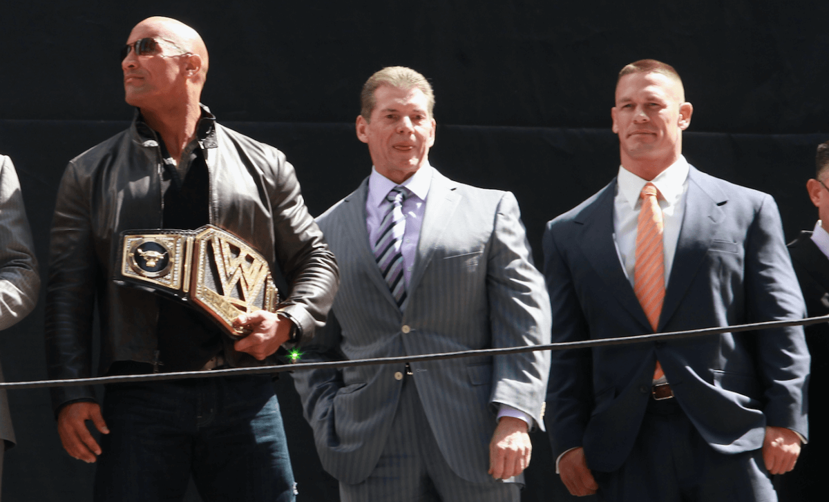 WWE Talk: Having 2 championship belts is a universally dumb idea