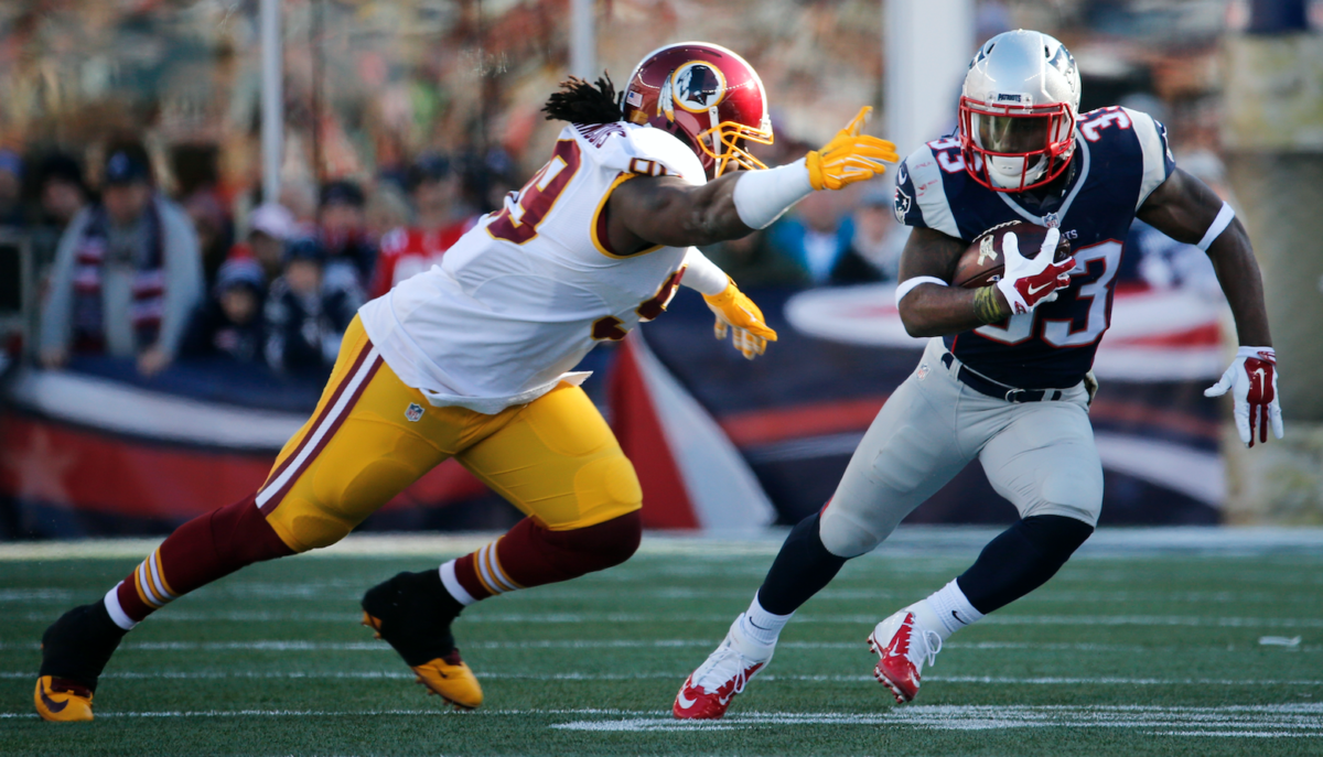 With Brady suspended, Patriots running backs reason for concern